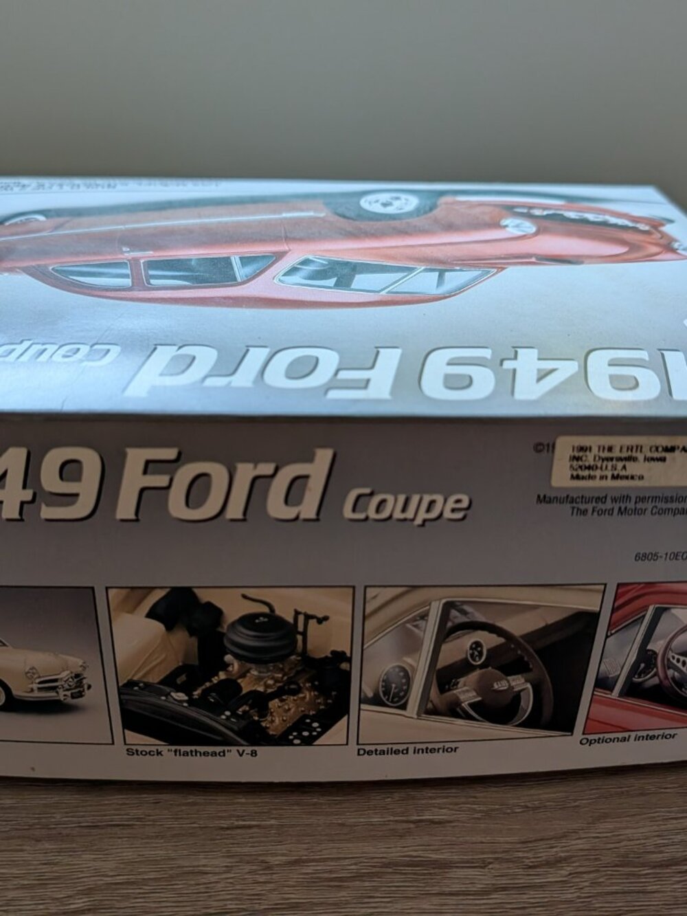 AMT ERTL Model of 1949 Ford Coupe, 6805, Skill Level 2 , includes box, plans